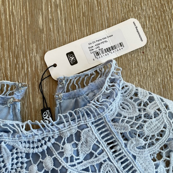 Chi Chi London Scallop Lace Pencil Dress | Size 4 Petite - Picture 7 of 7